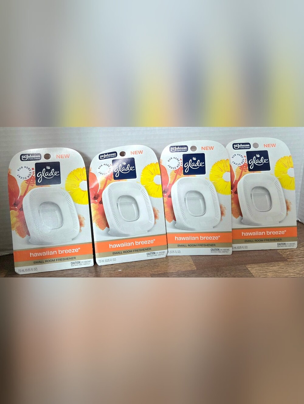Glade Hawaiian Breeze Small Room Freshener Bundle 4 Total